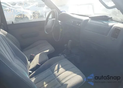 1999 Toyota Tacoma z USA, uszkodzony, nr VIN 4TAWN72N8XZ456195